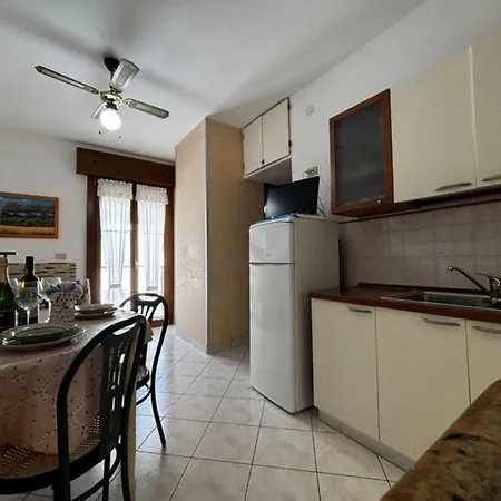 Apartment Renovated In Rosolina