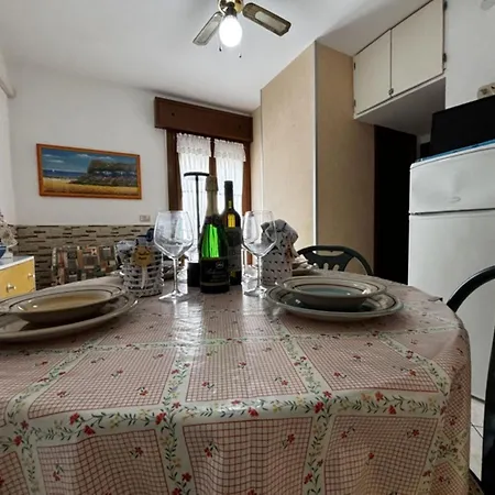 Renovated In Rosolina Apartment *