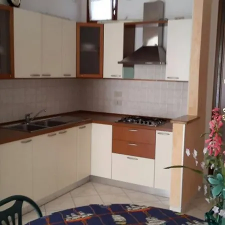 Apartment Flat In A Surrounded By Garden *